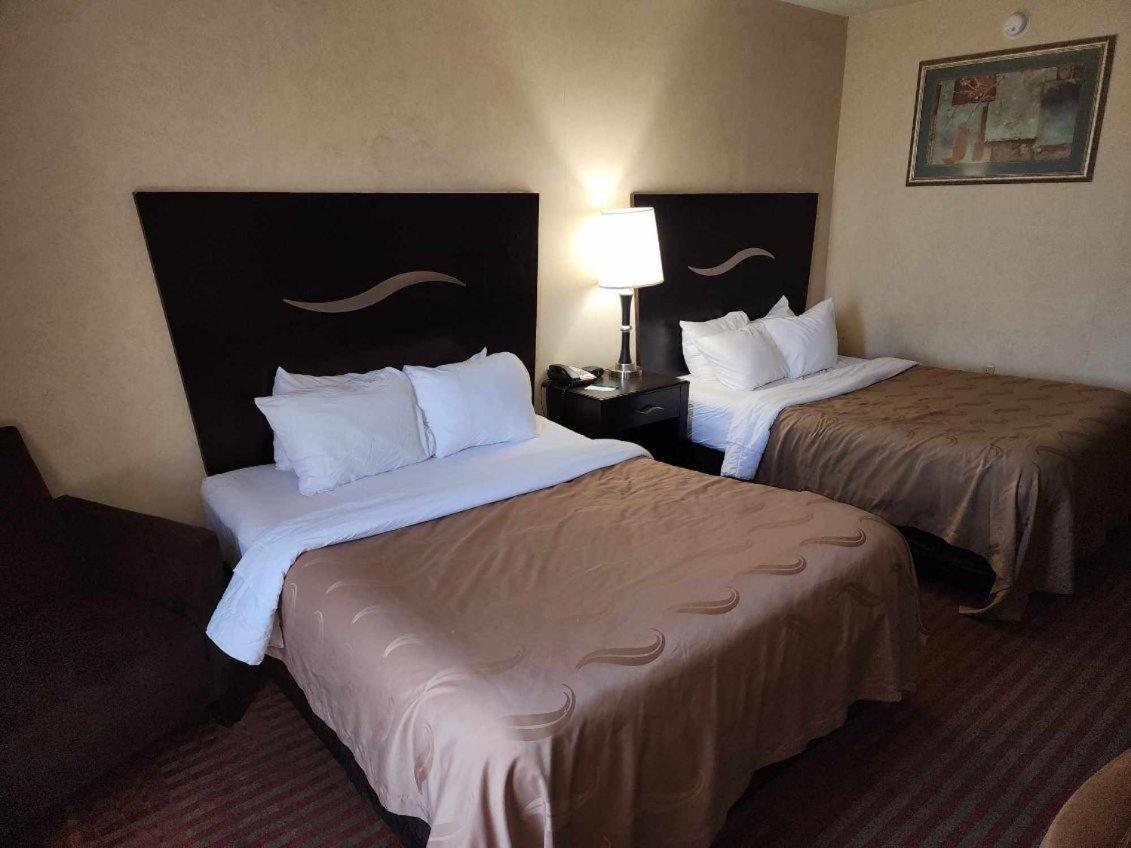 Quality Inn & Suites Somerset Extérieur photo