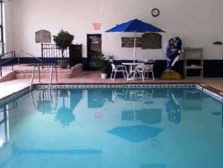 Quality Inn & Suites Somerset Extérieur photo