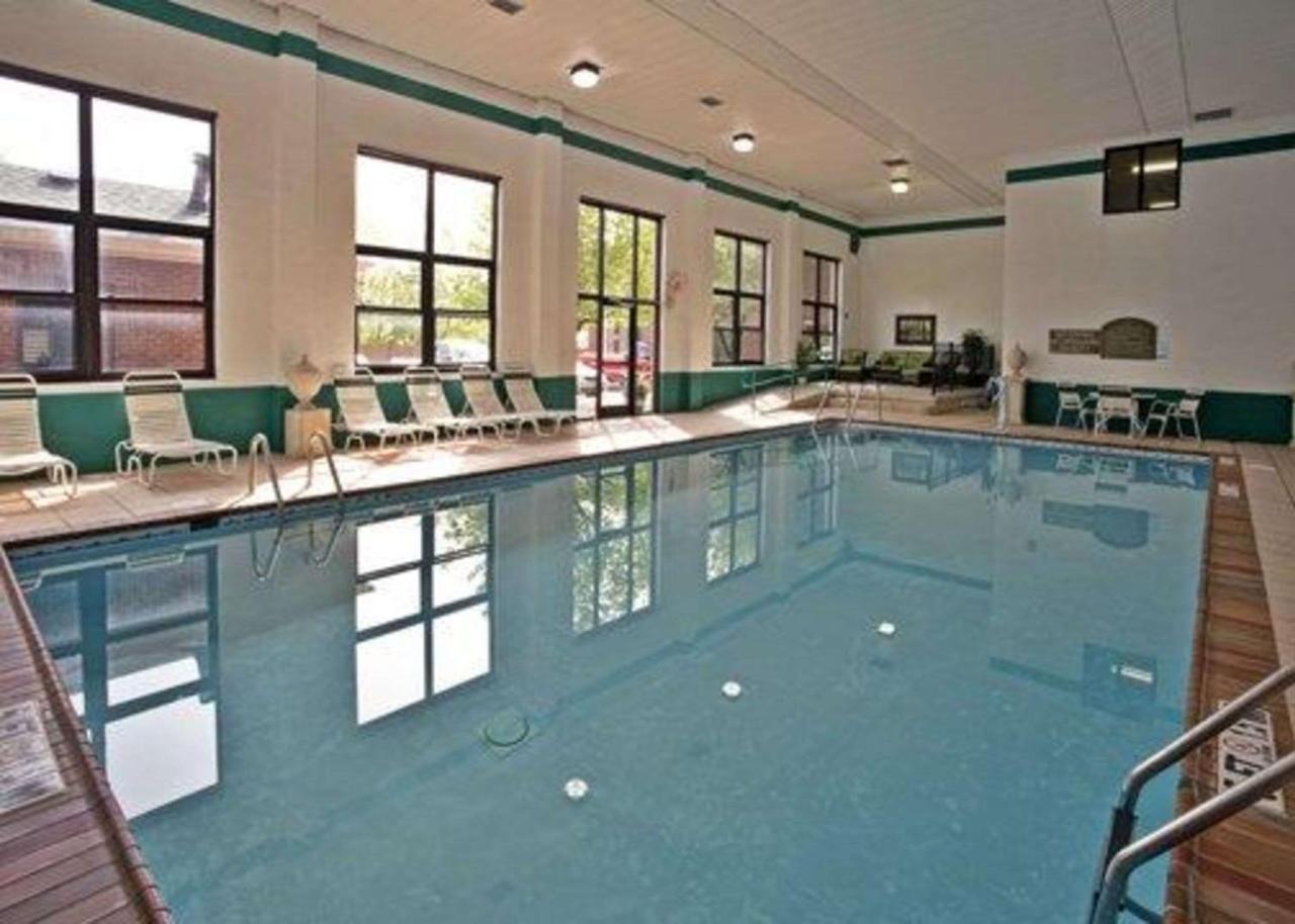 Quality Inn & Suites Somerset Extérieur photo